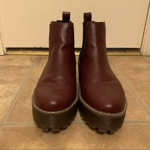Chelsea Platform Boots